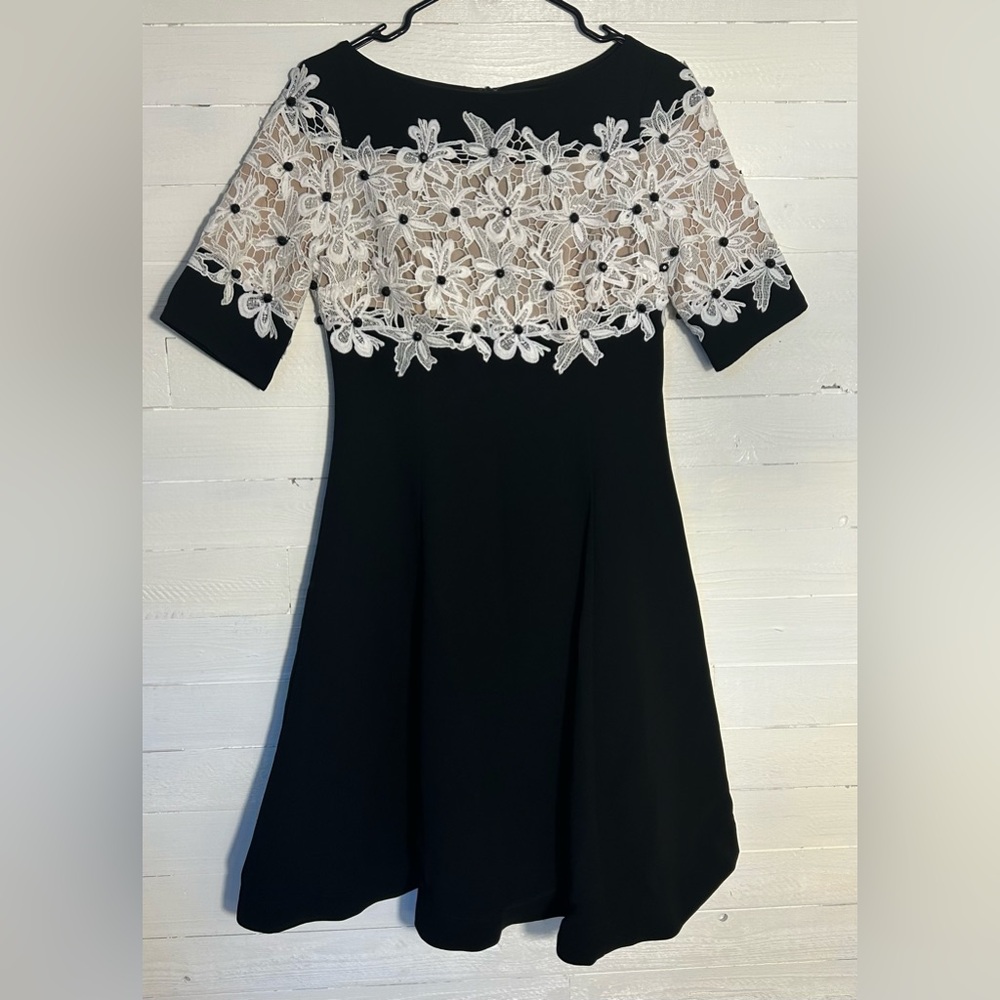 Shani Lace Fit & Flare dress, black with white lace and black beads. Women’s 6. - Picture 3 of 11